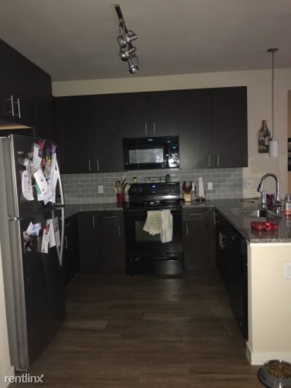 Foto del edificio - 8322 S Erickson Blvd