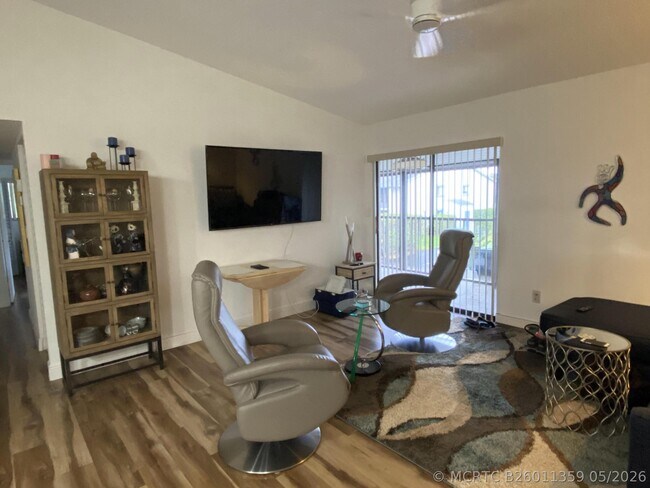 Foto del edificio - 15449 Lakes of Delray Blvd