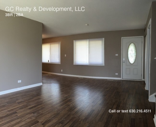 Foto del edificio - 1521 Crawford Ln