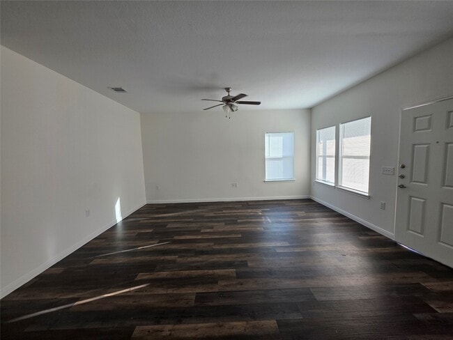 Building Photo - 6119 Lacey Oak Dr