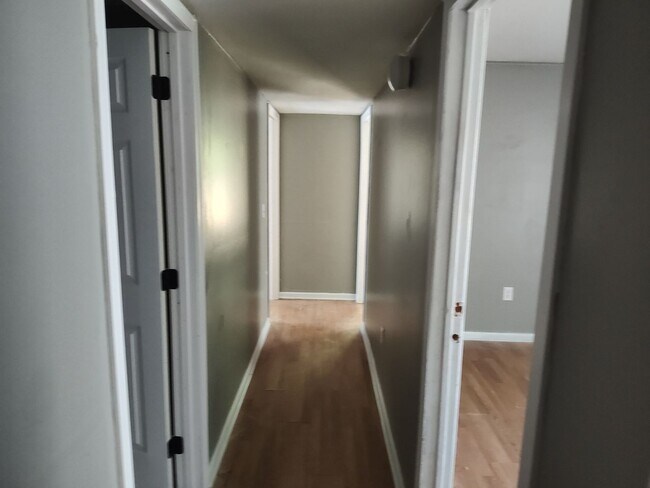 Building Photo - Charming 3BR 2BTH House in Sheridan