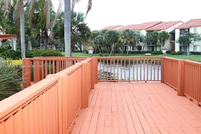 Foto del edificio - 10733 Cleary Blvd