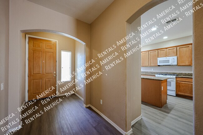 Building Photo - 876 E Riviera Pl