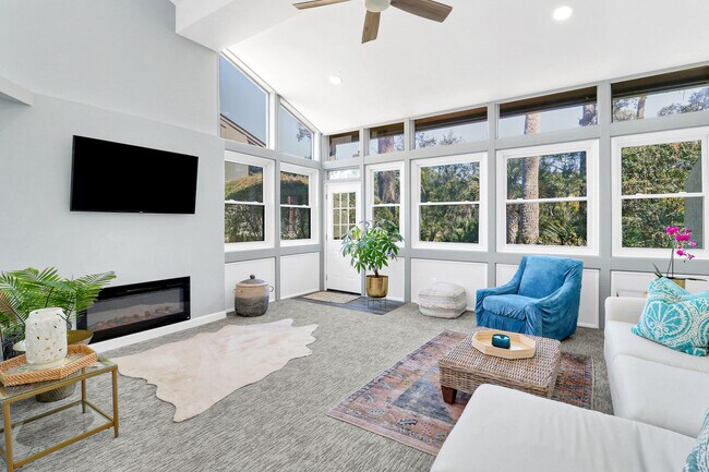 Foto del edificio - Completely Remodeled Cottage - Moss Creek