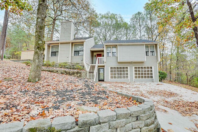 Foto del edificio - 6132 Lakeshore Dr SE