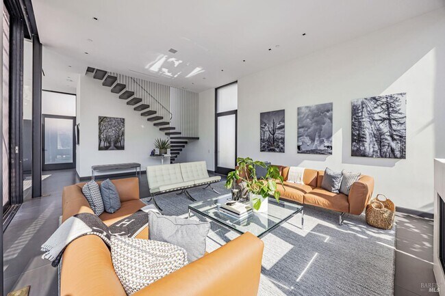 Foto del edificio - 212 Tucker St