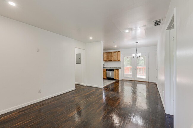 Foto del edificio - 180 Glenrose Cir SW
