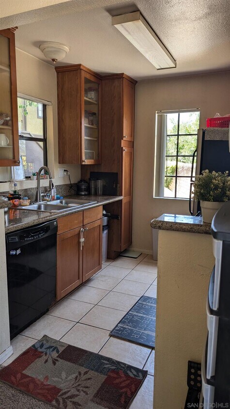 Foto principal - 10623 Dabney Dr