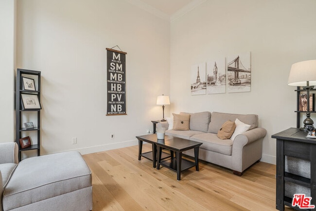 Building Photo - 5701 Kiyot Way