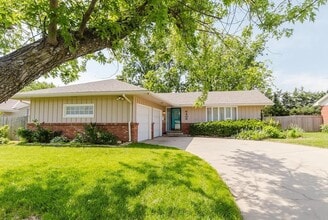 Front of home - 6409 E Farmview St