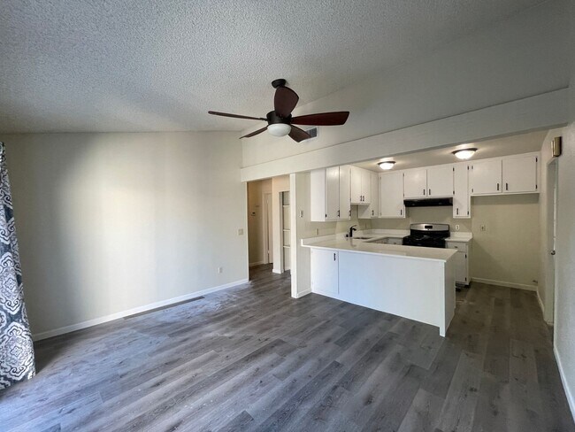 Foto del edificio - Introducing Your Dream Home at 4802 Mary K...