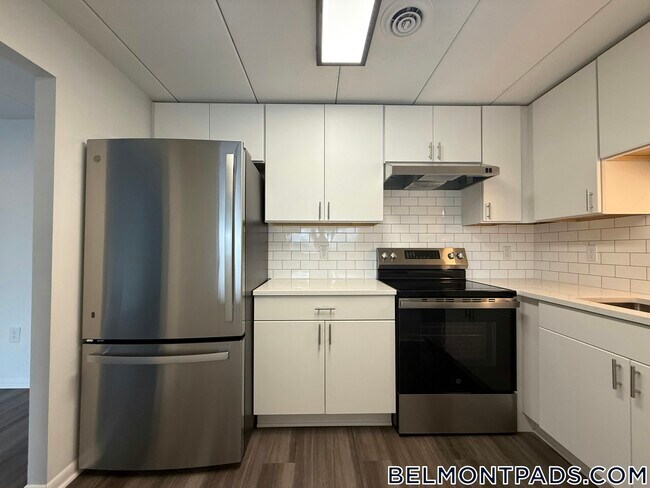 Foto del edificio - 55 Hill Rd