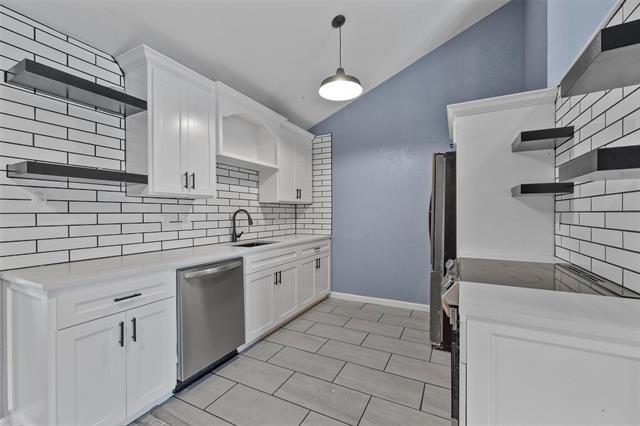 Building Photo - 10001 Pack Saddle Trail