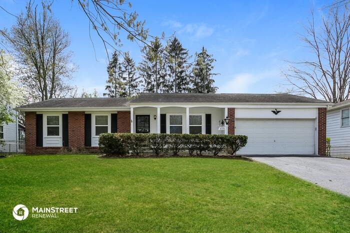 Primary Photo - 3735 Gairlock Dr, Columbus, OH 43228