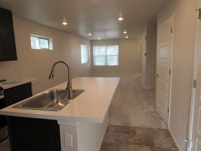 Building Photo - Immaculate Two Bedroom Home