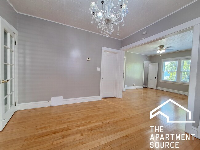 Foto del edificio - 4135 W Henderson St