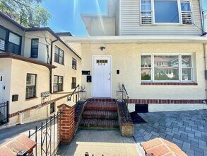 Building Photo - 208 W 260th St