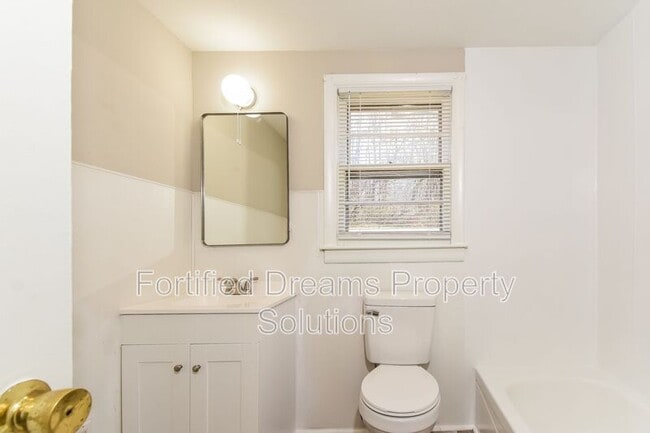 Foto del edificio - 4400 Voss Ave