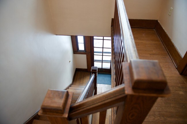 Foto del edificio - 9 Dinsmore Ave