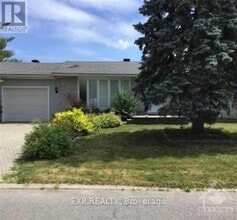 Building Photo - 15 Saginaw Crescent