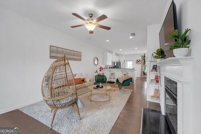 Building Photo - 909 Ambient Way