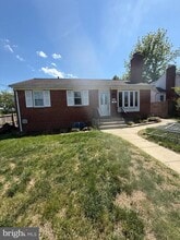 Building Photo - 409 McArthur Dr