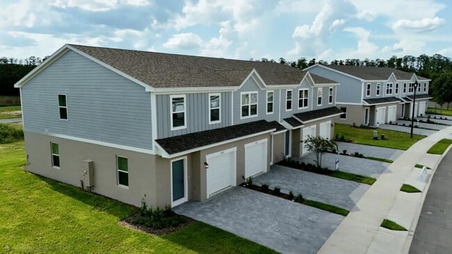 Photo - 1602 Fan Palm Dr Townhome