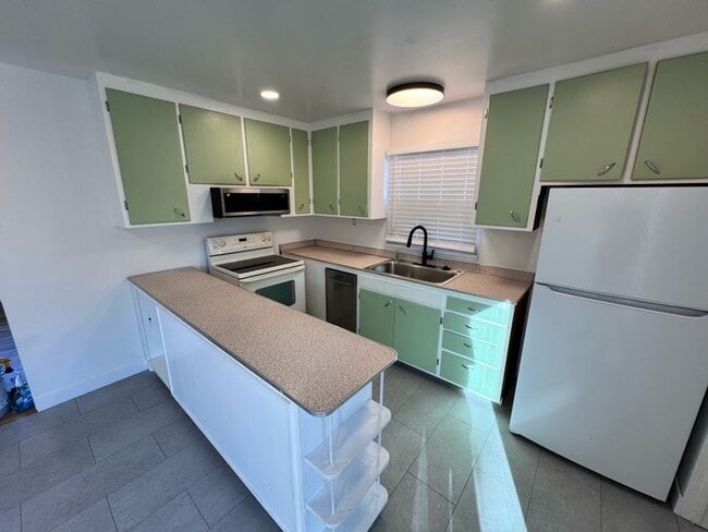 Foto del edificio - 1261 Walnut Ave
