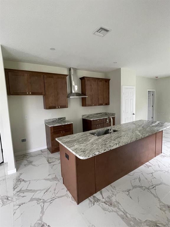 Building Photo - 1207 Crawford Ave