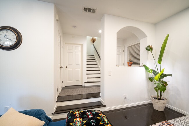 Foto del edificio - 14557 Cambria Way