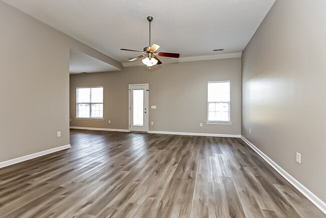 Foto del edificio - 120 Emma Ct