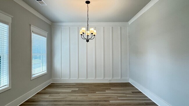 Building Photo - 5343 Milford Dr