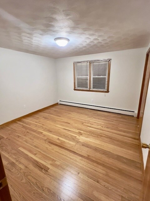 Building Photo - 150 Golden Hill St
