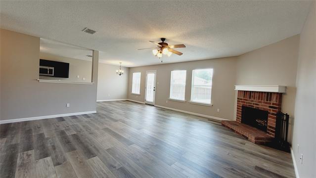 Building Photo - 2714 Kernville Dr