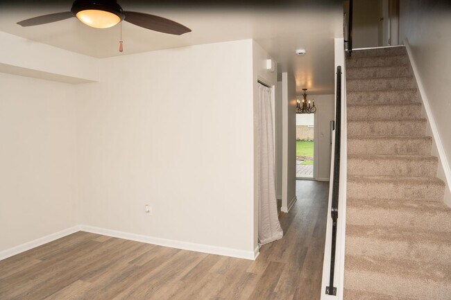 Foto del edificio - 534 Mountain View Rd