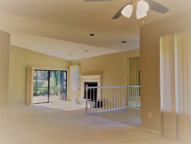 Building Photo - 2592 Jasmine Rd
