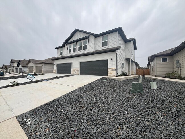 Foto del edificio - Want luxury living in the Far West ...Look no further...Amanda Park is it