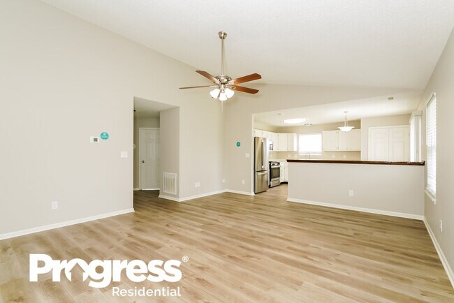 Building Photo - 8246 Crosser Dr
