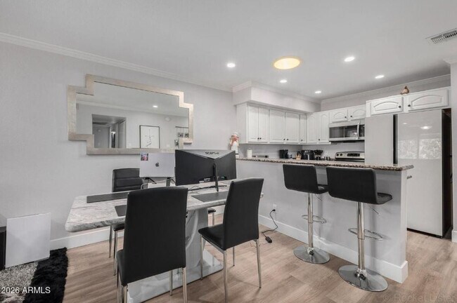 Foto del edificio - 12440 N 20th St