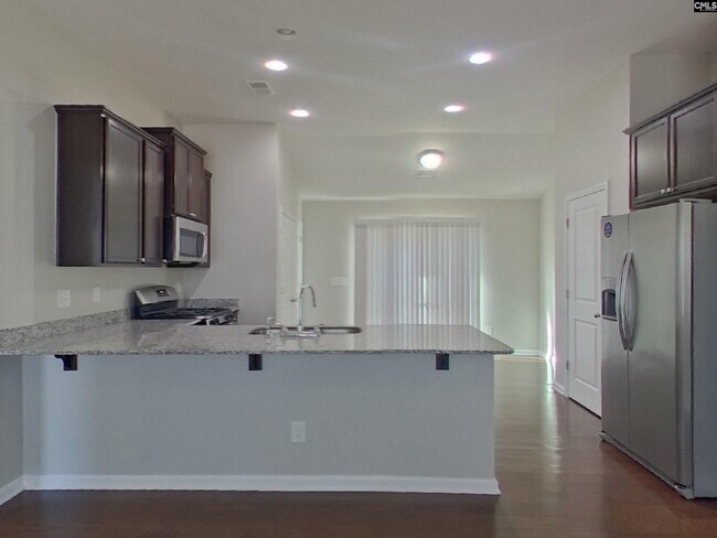 Foto del edificio - 474 Finch Ln