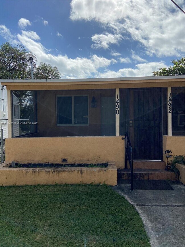 Building Photo - 1490 NW 38th St