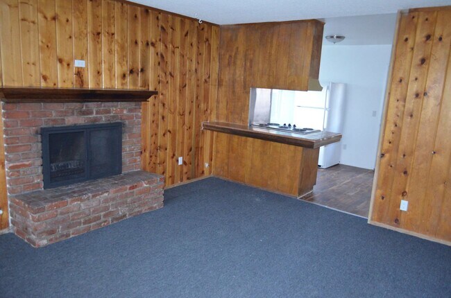Foto del edificio - Charming 2-Bedroom Unit in Frazier Park