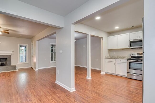 Building Photo - 2913 Running Creek Lane