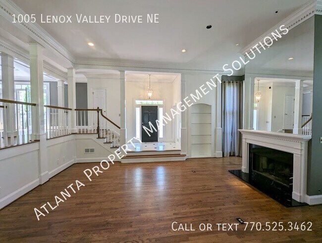 Foto del edificio - 1005 Lenox Valley Dr NE