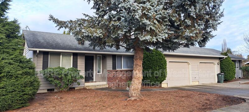 Primary Photo - 504 Moore St