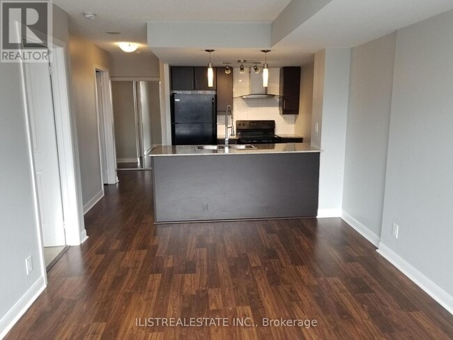 Building Photo - 190 Borough Dr