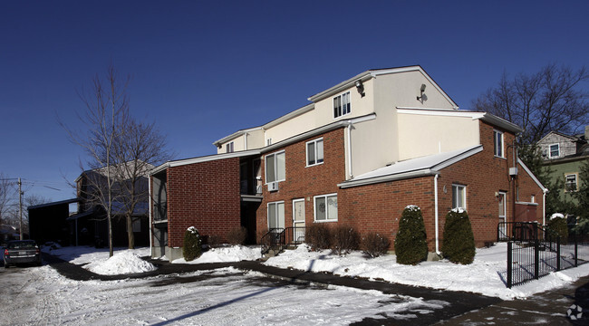 Building Photo - Lockwood Plaza Apartments