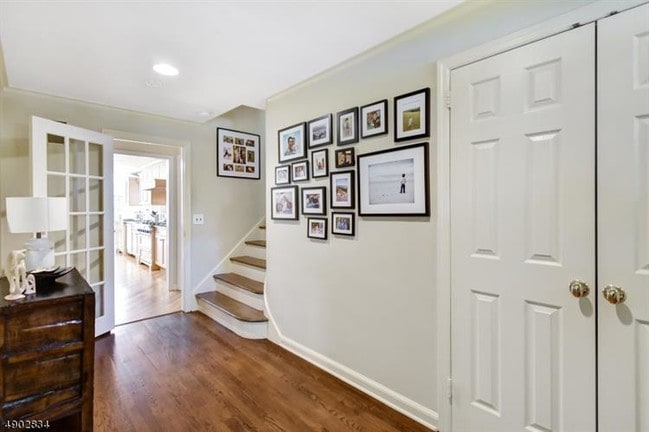 Building Photo - 478 Long Hill Dr