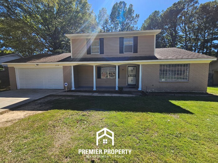 Photo - 5759 Foxdale Road, Memphis, TN 38115 - Spacious 4-Bedroom Home in a Prime Memphis Location!