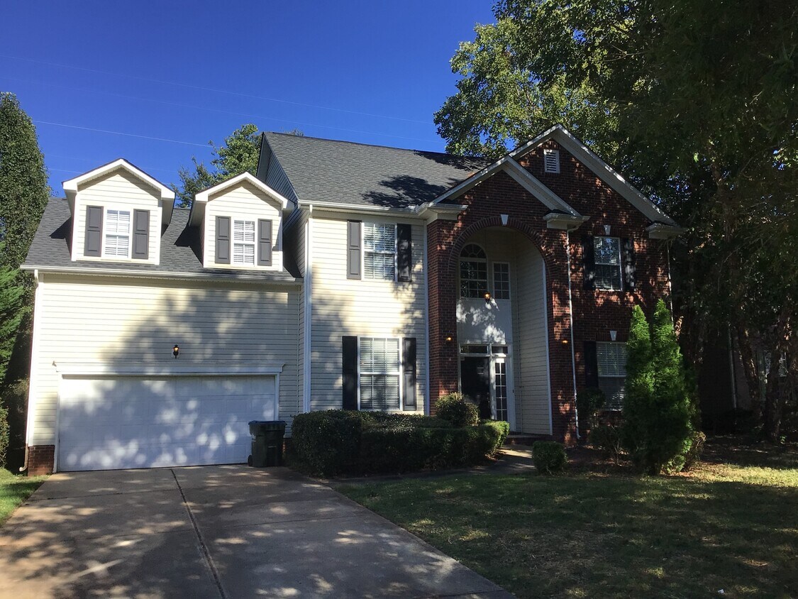 2644 Windsor Chase Drive House Rental in Matthews, NC